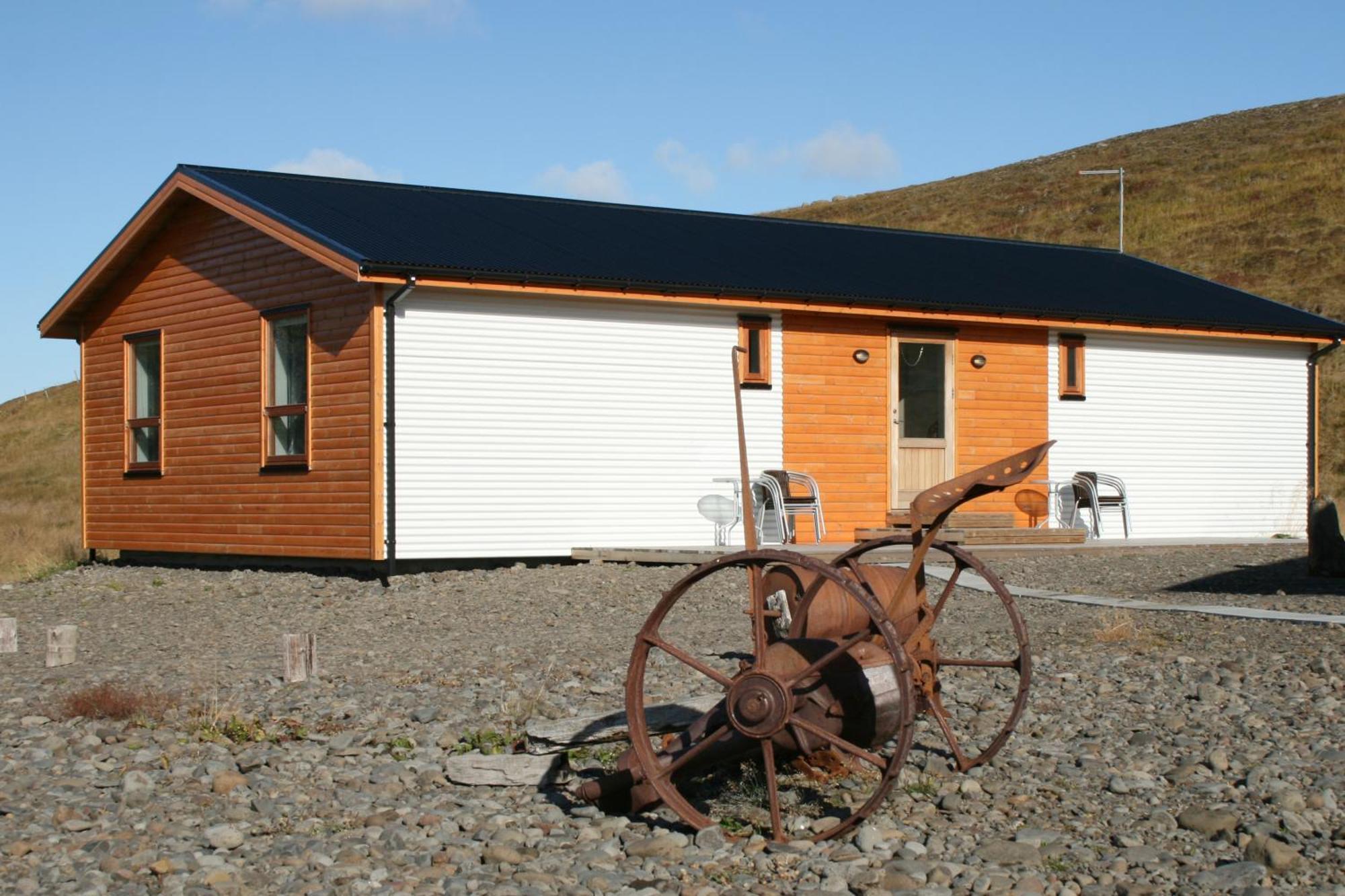 Daeli Guesthouse Víðidalstunga Bagian luar foto